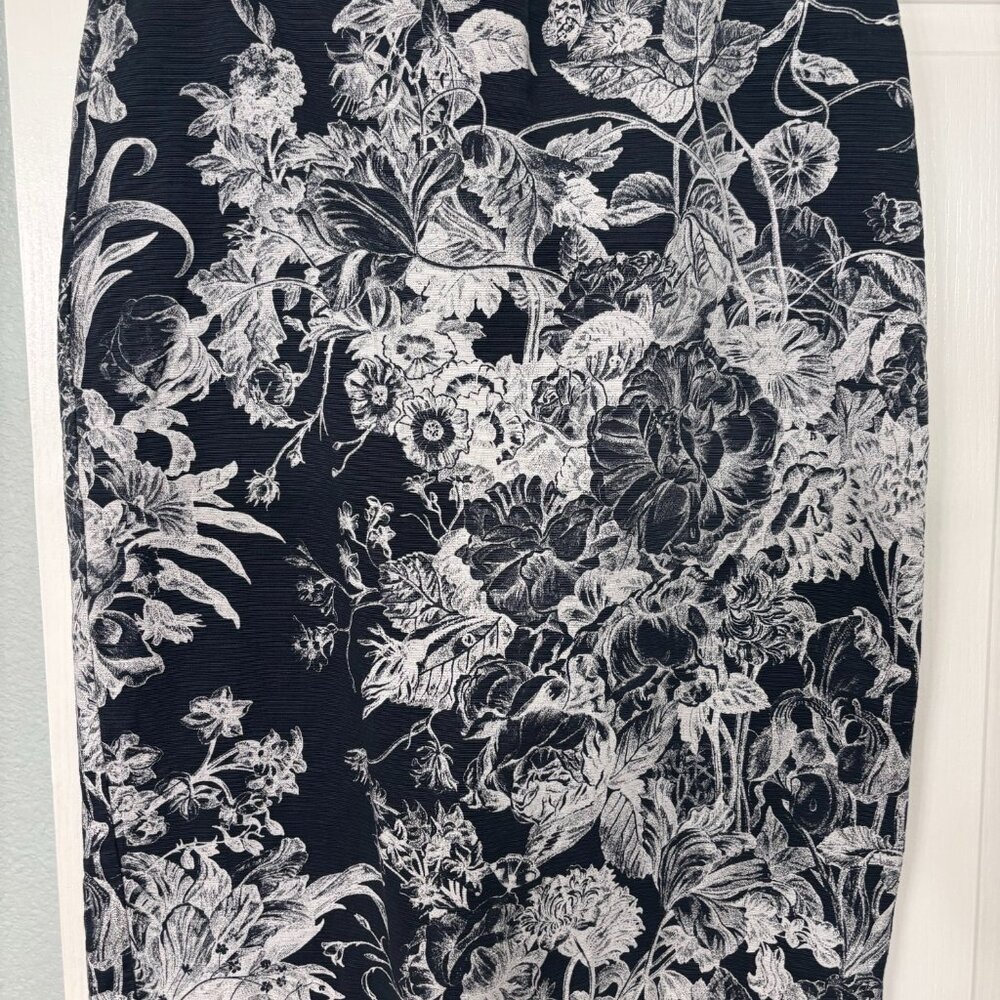 Ann Taylor Floral Pencil Skirt - Great Cond.